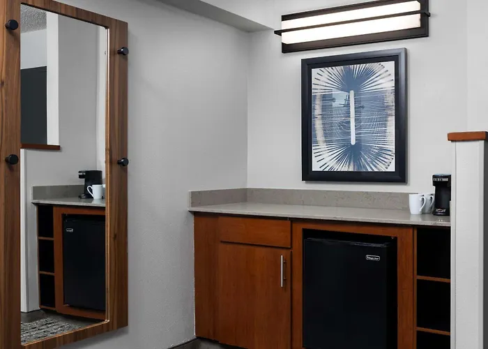 Hyatt Place Indianapolis Airport